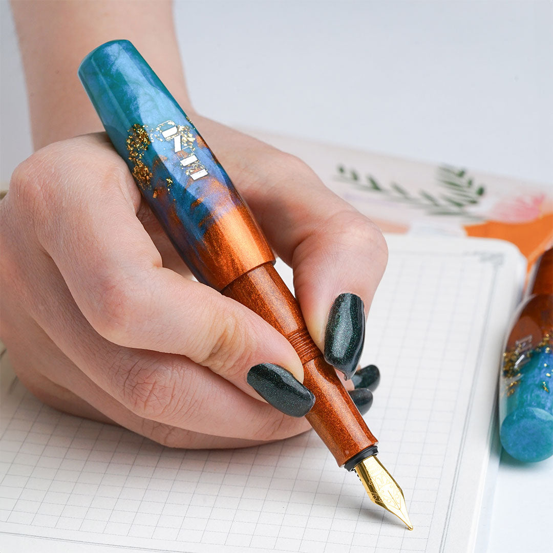 Benu Pixie Pocket Fountain Pen Aurora Gold