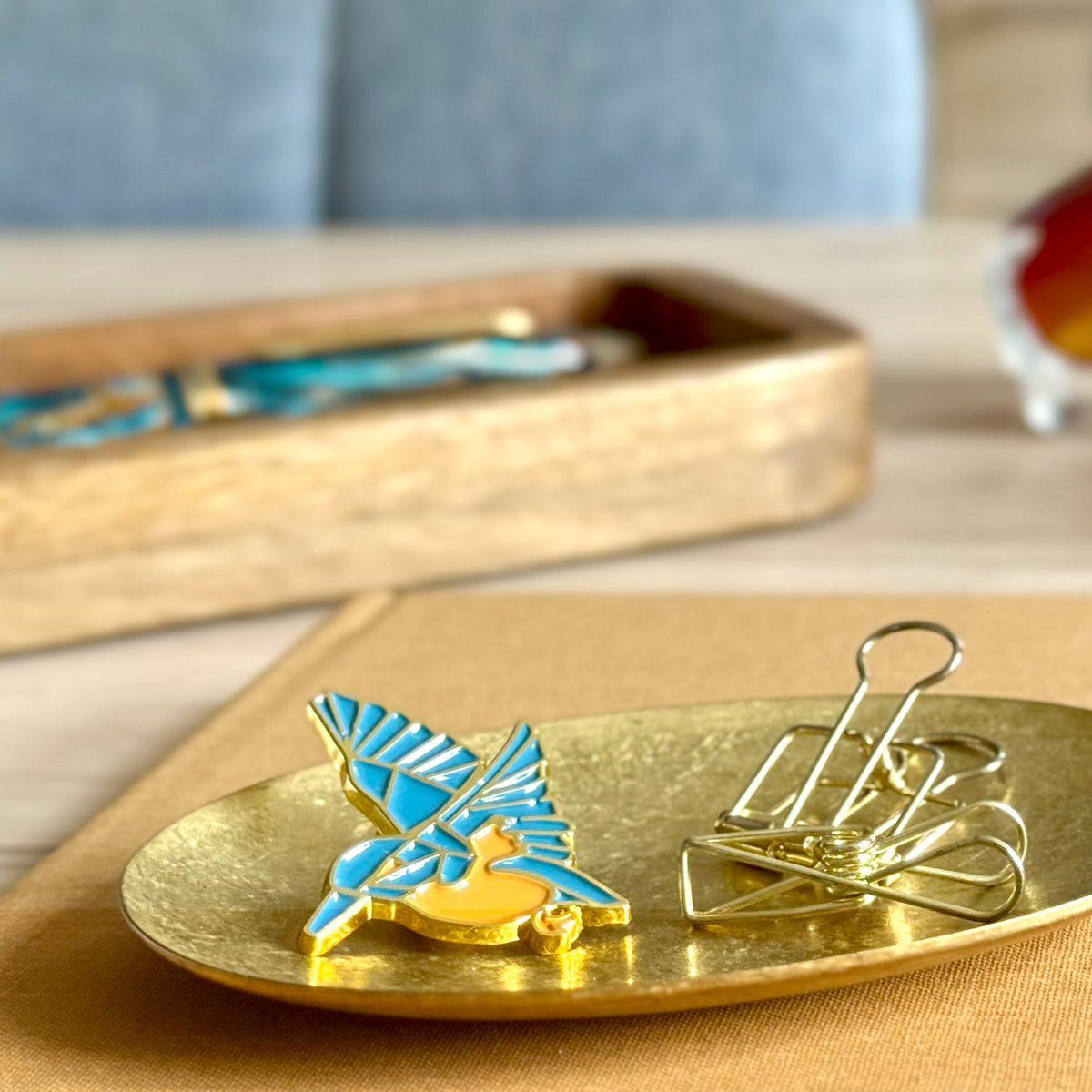 Esterbrook x BUNGUBOX Kingfisher Edition Lapel Pin