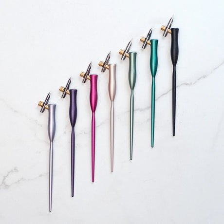 Tom's Studio Flourish Curve Oblique Nib Holder Jet Lilac
