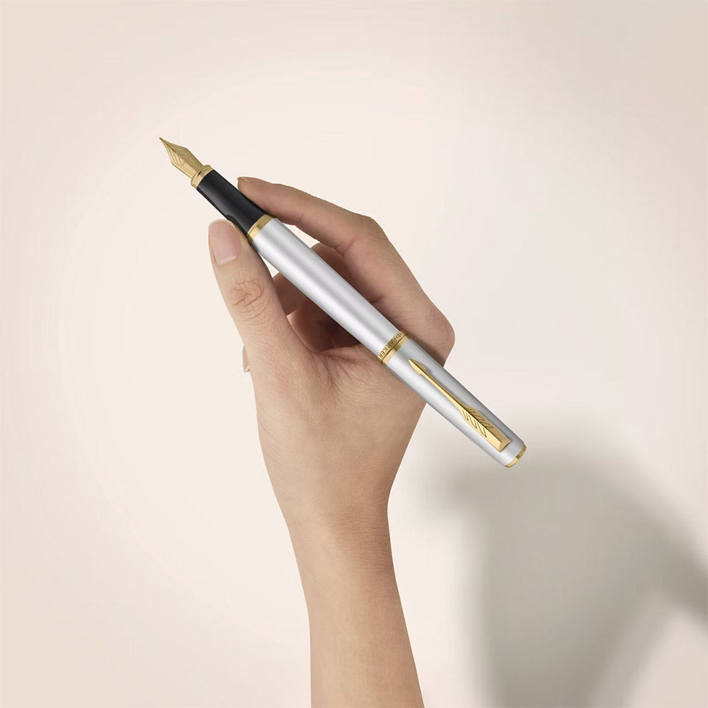 Parker Meridian Fountain Pen Chrome Lacquer with Gold Trim